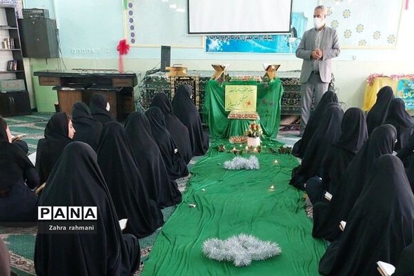 مراسم ولادت حضرت‌ عبدالعظیم حسنی(ع) در دبیرستان حجاب ناحیه‌یک شهرری
