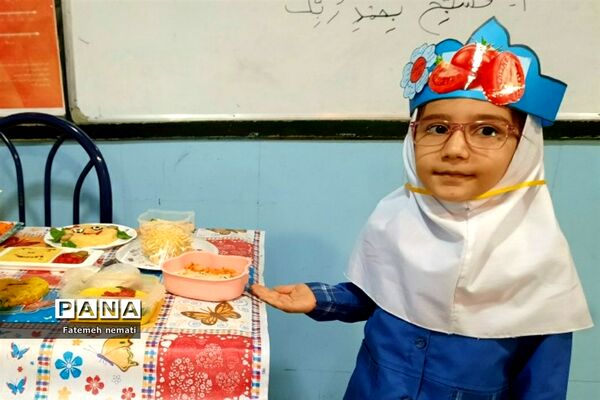 برگزاری جشنواره غذای سالم در دبستان دخترانه کوثر ملارد