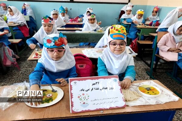 برگزاری جشنواره غذای سالم در دبستان دخترانه کوثر ملارد