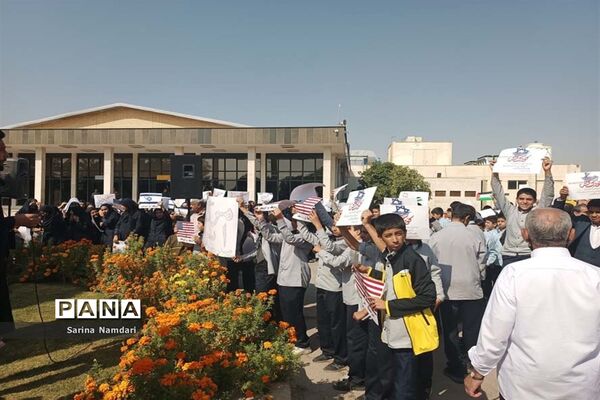 قلب دانش‌آموزان ایرانی برای کودکان مظلوم غزه می‌تپد