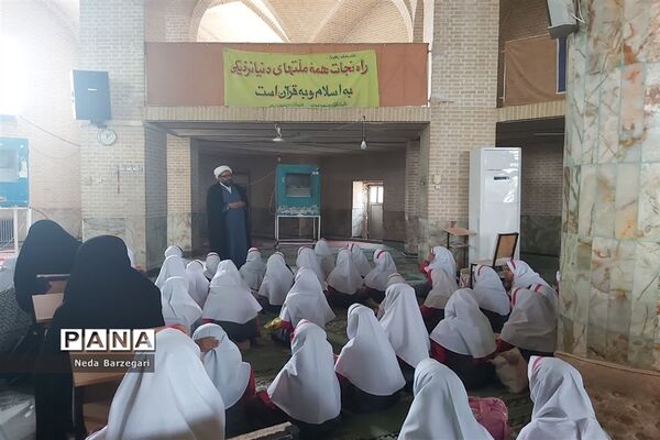 اهمیت و توجه به نماز جماعت  در مسجد جامع هرات