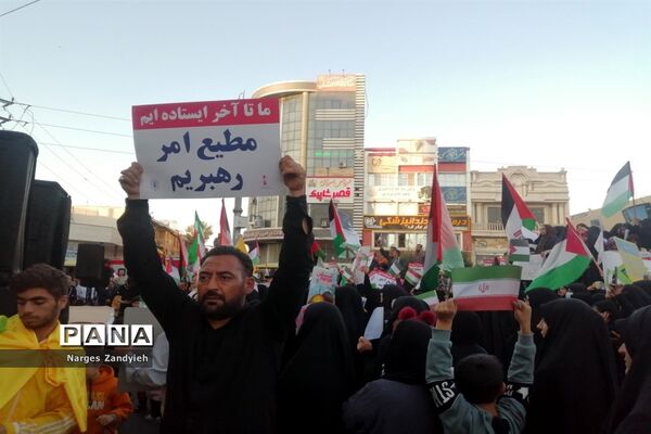 تجمع مردمی در اعتراض به جنایت وحشیانه رژیم کودک‌کش صهیونیستی در شهرستان ملارد