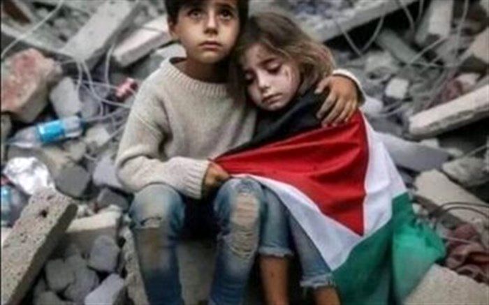 به عشق کودکان فلسطینی می‌نویسم