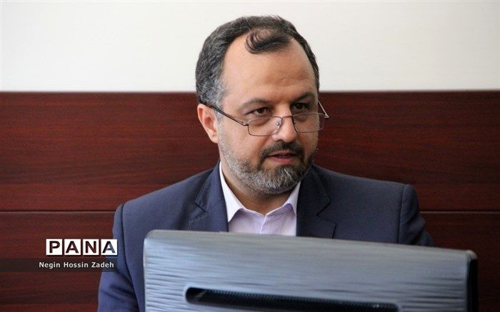 اقتصاد ایران  گام به گام در حال پیشرفت  است