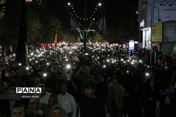 خروش مردم کاشمر در محکوم کردن جنایت جنگی وحوش صهیونیستی