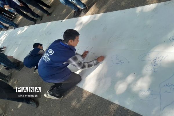 حمایت دانش آموز خبرنگاران از مردم فلسطین