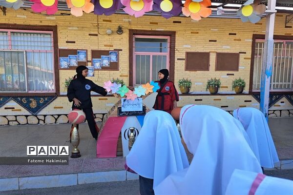 برگزاری روز تربیت‌بدنی در دبستان دخترانه شهید هادی آریایی ناحیه یک
