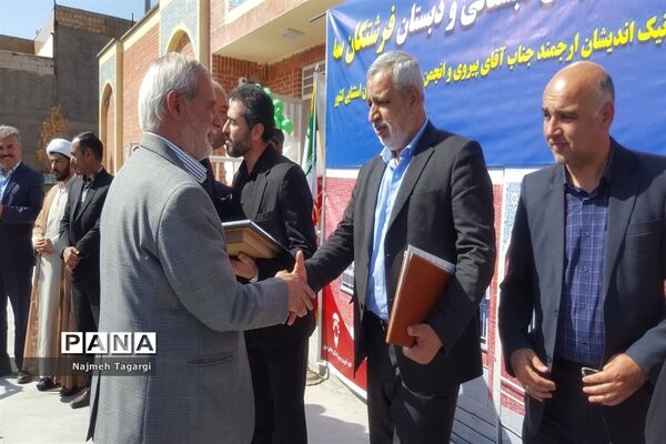 افتتاح مدرسه استثنایی فرشتگان در مه ولات