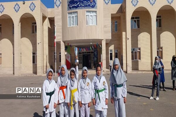 المپیاد ورزشی دورن مدرسه‌ای دانش‌آموزان بافق