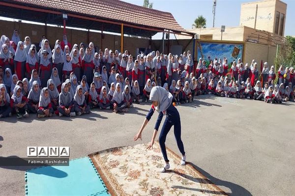 المپیاد ورزشی دورن مدرسه‌ای دانش‌آموزان بافق