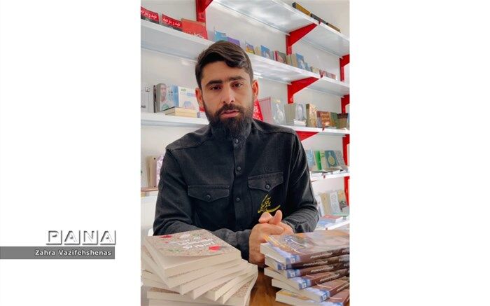 برگزاری مسابقه کتابخوانی به مناسبت یادواره شهید محمودی و شهدای روستای بلغان در شیروان/فیلم