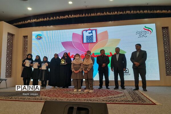 برگزاری مراسم تقدیر از دانش‌آموزان منتخب مسابقات فرهنگی هنری ناحیه ۷