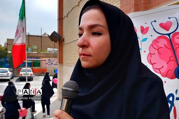 اجرای برنامه بهداشت‌روان در دبیرستان نشاط بهارستان‌2