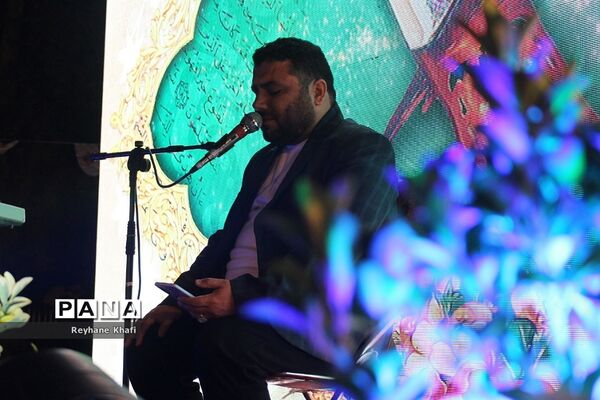 چهارمین جشنواره انار در روستای هدف گردشگری توچال