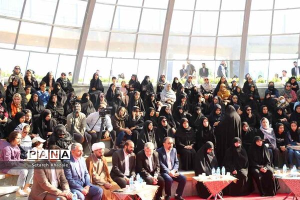 افتتاح بوستان شهربانو وکیل‌آباد با حضور معاون رئیس‌جمهوری در اموربانوان