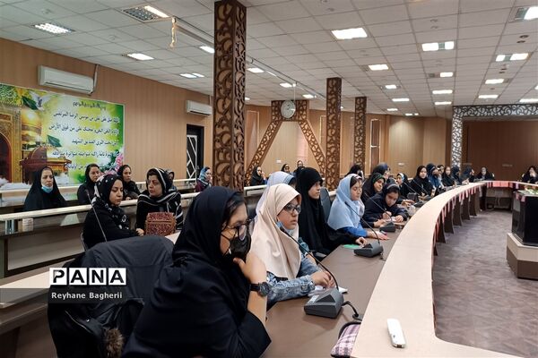 برگزاری جلسه رابطان مدارس ناحیه2 در کانون فارابی