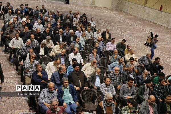 گرامیداشت یاد و خاطره شهدای گردان‌های ادوات لشکر 17 قم