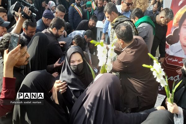 مراسم تشییع پیکر پاک شهید مدافع حرم