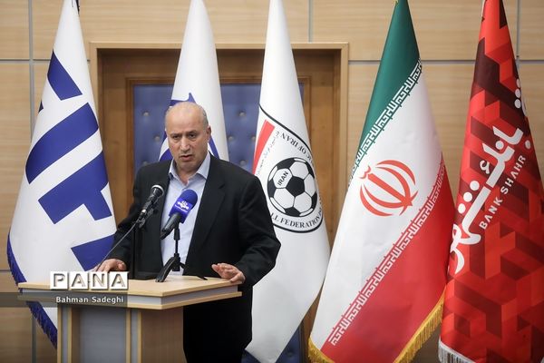 مراسم بدرقه اعضای تیم ملی فوتبال بانوان