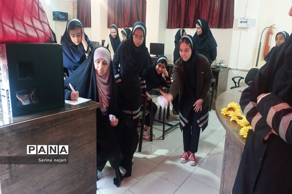 برگزاری کارگاه سوادمالی در مدرسه زهره‌وند شهرستان‌ قرچک