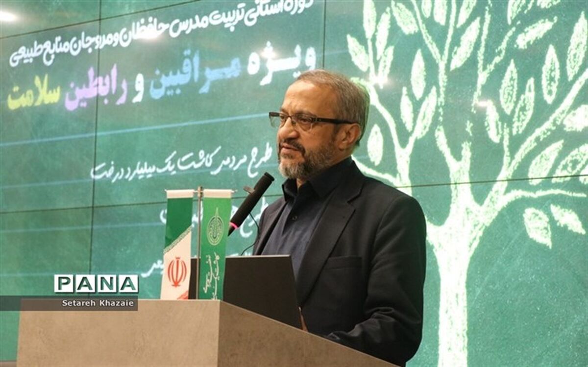 حیات موجودات با وارد کردن آسیب به محیط‌ زیست به خطر می‌افتد