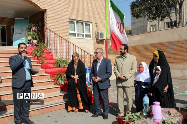 برگزاری مراسم بزرگداشت پیوند اولیا و مربیان در دبستان حضرت معصومه(س) ناحیه‌یک شهرری