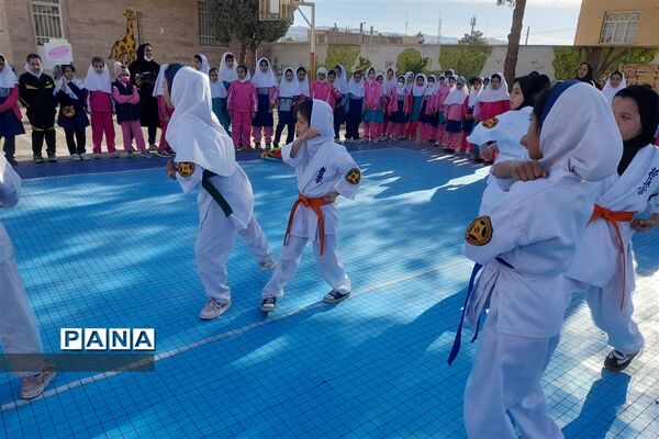 شور ونشاط در مدارس شهرستان آباده در هفته تربیت‌بدنی