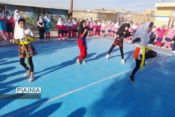 شور ونشاط در مدارس شهرستان آباده در هفته تربیت‌بدنی