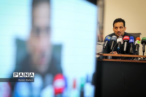 نشست خبری مربیان کشتی آزاد و فرنگی