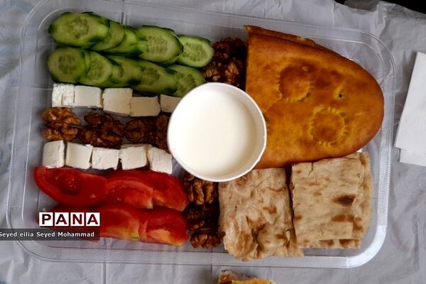 برگزاری جشنواره صبحانه سالم در دبستان شهید بهشتی یک قیامدشت
