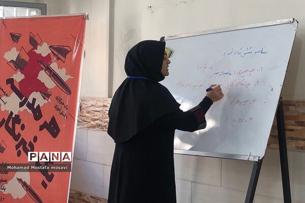 برگزاری اولین جلسه آموزشی خبرنویسی ویژه دانش‌آموزان خبرنگار دختر در ناحیه 2 ری