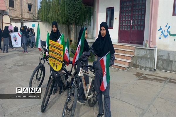 المپیاد ورزشی در دبیرستان عصمت گلوگاه