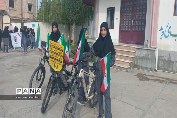 المپیاد ورزشی در دبیرستان عصمت گلوگاه