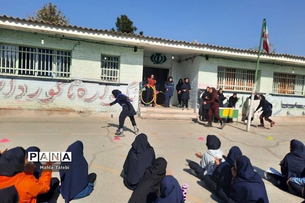 برگزاری جشن ورزش در مدرسه زکیه شهریار