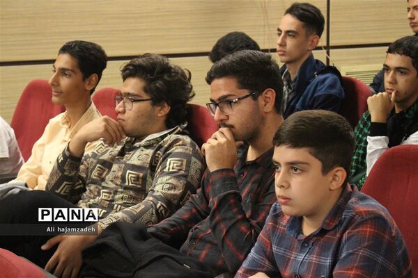 آیین اختتامیه و تقدیر از پسران برگزیده جشنوار‌ه‌های فرهنگی، هنری و قرآنی شهرستان‌های استان تهران