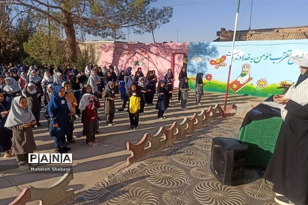 گرامیداشت هفته تربیت‌بدنی و ورزش در دبستان شهید نجفی فدافن کاشمر