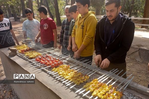روز پایانی اردوی مثبت‌هشتادیا ۲  ویژه پسران در کانون امام خمینی(ره)