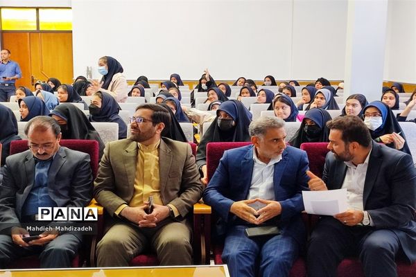 جلسه افتتاحیه طرح هسته‌های پیشران تربیتی و فرهنگی آموزش و پرورش ناحیه شش