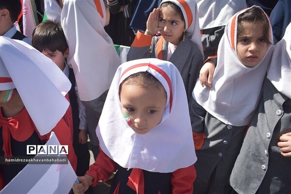 اجتماع مادران و دختران بهاباد یزد در حمایت از کودکان مظلوم غزه