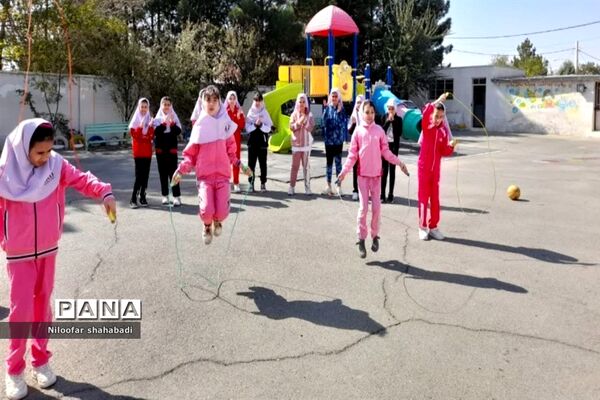 هفته تربیت‌بدنی در مدرسه نگاران ملارد