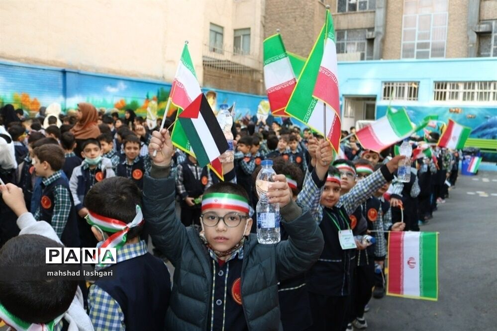 حمایت دانش‌آموزان منطقه ۱۰ از کودکان غزه