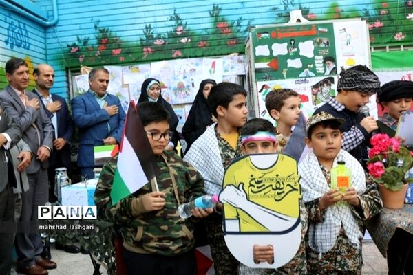 حمایت دانش‌آموزان منطقه ۱۰ از کودکان غزه