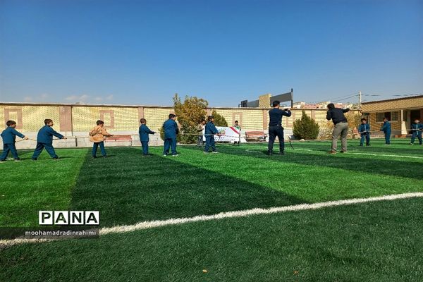 برگزاری المپیاد ورزشی درون‌مدرسه‌ای در دبستان ابوعلی‌سینا شهرستان فیروزکوه