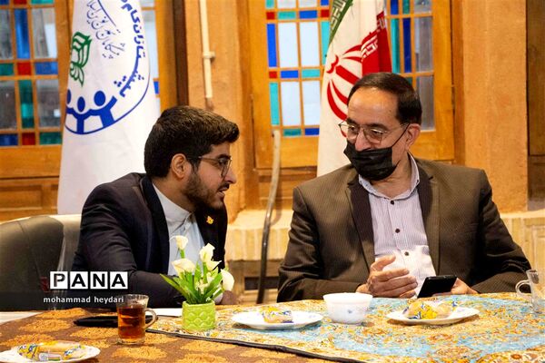 مراسم تودیع و معارفه معاونت‌ها و کارشناسان سازمان دانش‌آموزی استان یزد