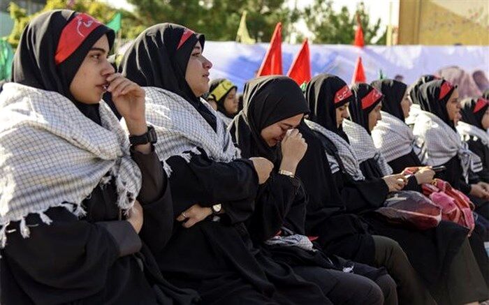 دانش‌آموزان در مکتب راهیان نور، درس عزت و آزادگی می‌آموزند