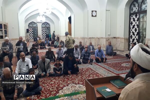 جشن میلاد یازدهمین امام شیعیان در آرامگاه شهید مدرس
