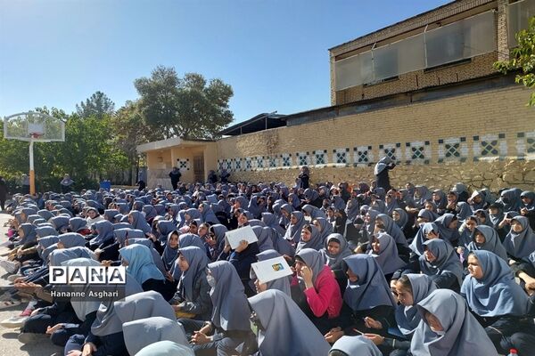 مراسم المپیاد ورزشی درون مدرسه ای در دبیرستان حضرت خدیجه(س)