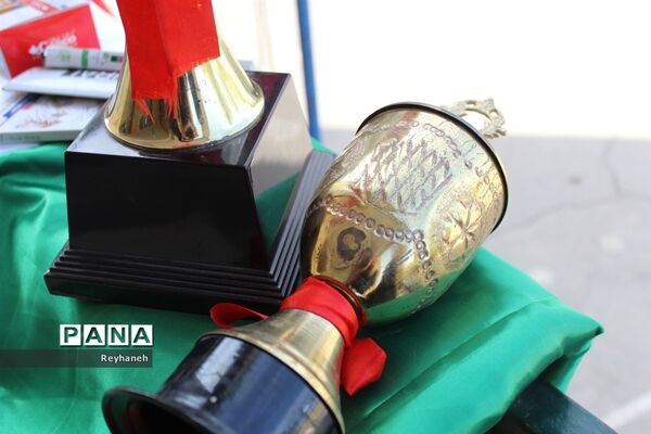 مسابقات ورزشی به‌مناسبت گرامیداشت هفته تربیت‌بدنی در آموزشگاه عدالت شهر جوادآباد
