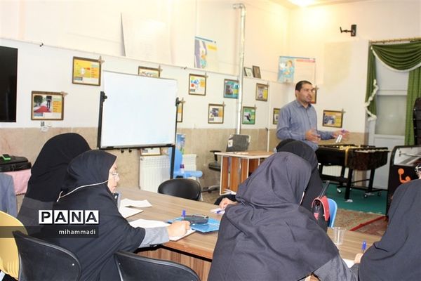 روز دوم دوره سپهر دانش و معرفت