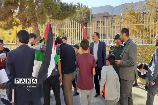 برگزاری مسابقات دو و میدانی ویژه دانش‌آموزان پسر مقطع متوسطه اول شهرستان کلات